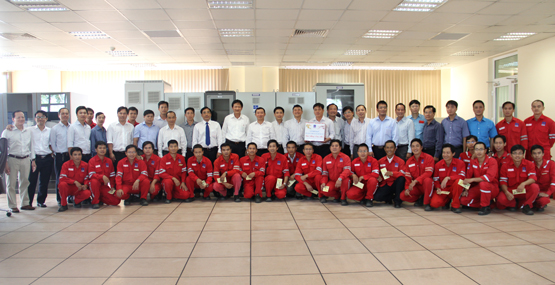 Lãnh đạo Tập đoàn Dầu khí Quốc gia Việt Nam và Tổng Công ty Điện lực Dầu khí Việt Nam chúc mừng năm mới NT2