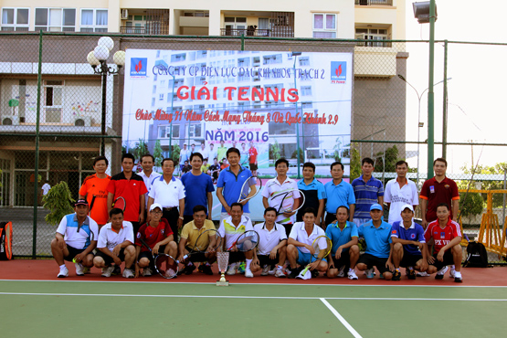 nt2, hoi thao tennis, Hoang Xuan Quoc