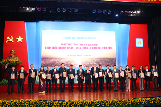 TS. Hoàng Xuân Quốc được vinh danh Doanh nhân, Nhà quản lý Dầu khí xuất sắc Hoàng Xuân Quốc, Doanh nhân QLDK, NT2