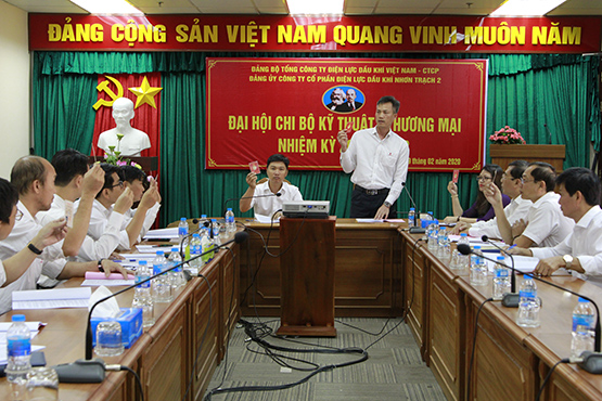 Đại hội chi bộ Kỹ thuật – Thương mại nt2,dhcb,kt